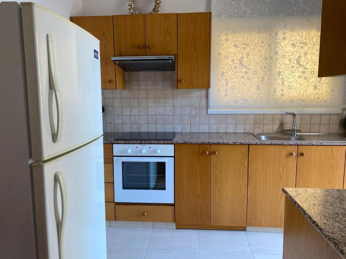 Holiday City Center Apartment Larnaca Exterior foto