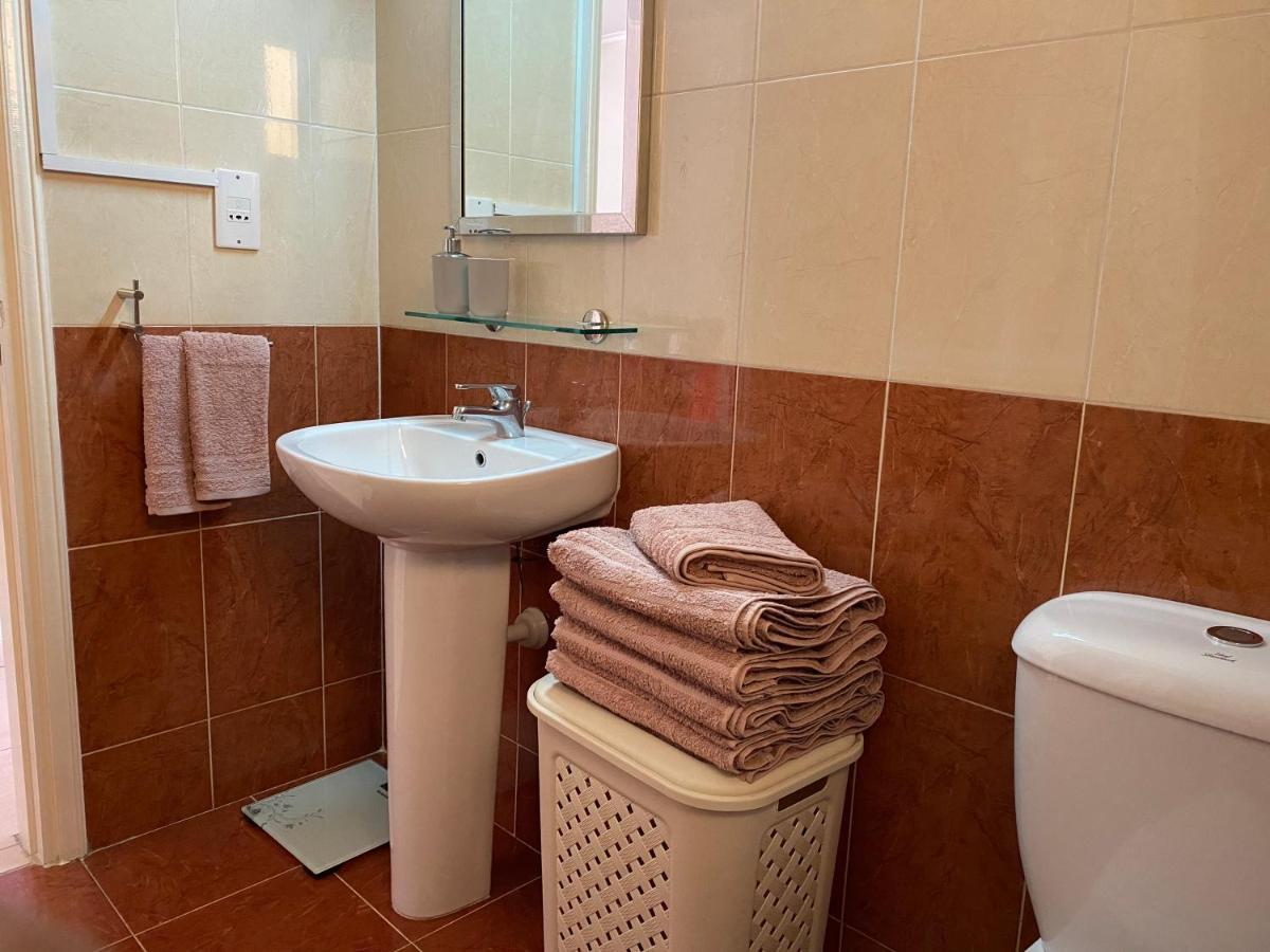 Holiday City Center Apartment Larnaca Exterior foto